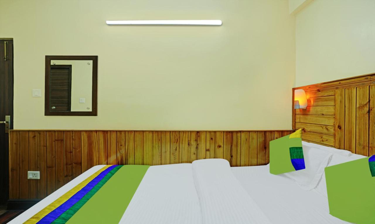 Treebo Trend The Pinewood Hotel Дарджилинг Екстериор снимка