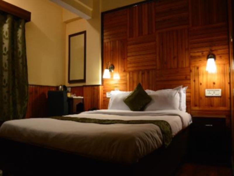 Treebo Trend The Pinewood Hotel Дарджилинг Екстериор снимка